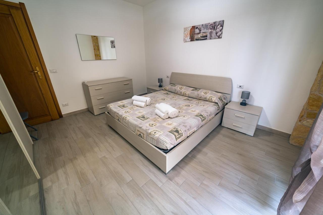 Like At Home Alghero Bagian luar foto